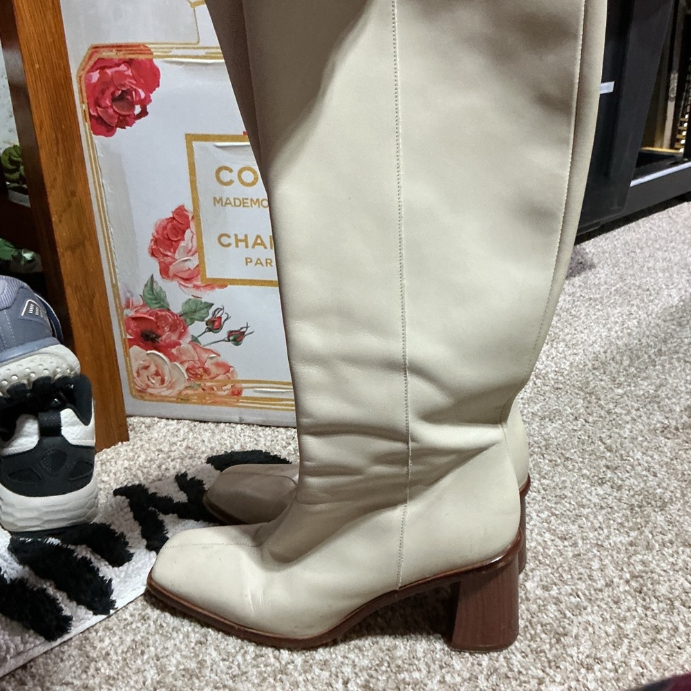 ALOHAS Cream Heeled Boots - Picture 1 of 10